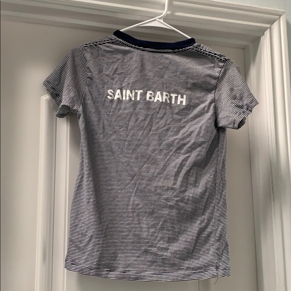 Brandy Melville Tee - Picture 2 of 2